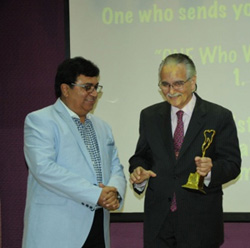 Dr. Joseph Massad after felicitation during the event with Prof. (Dr.) Mahesh Verma in New Delhi
